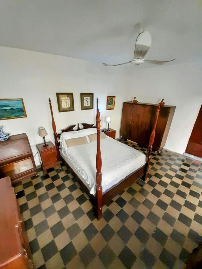 Casa Yoly Hostel 格拉纳达 外观 照片