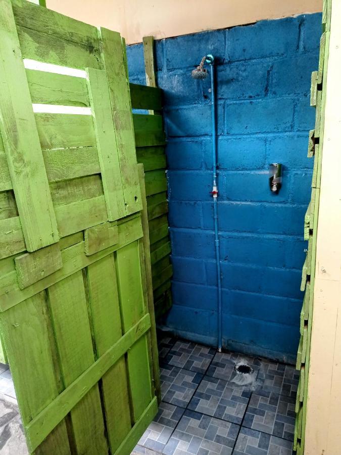Casa Yoly Hostel 格拉纳达 外观 照片