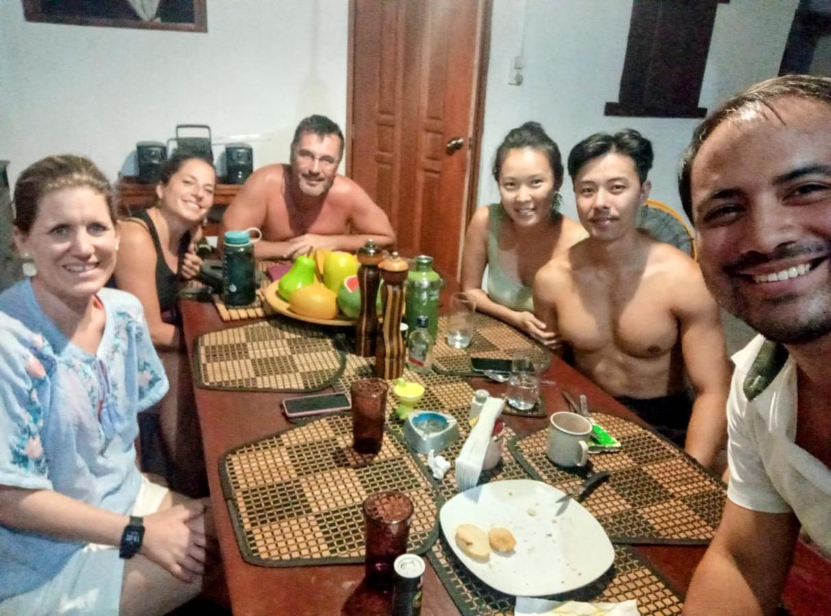 Casa Yoly Hostel 格拉纳达 外观 照片