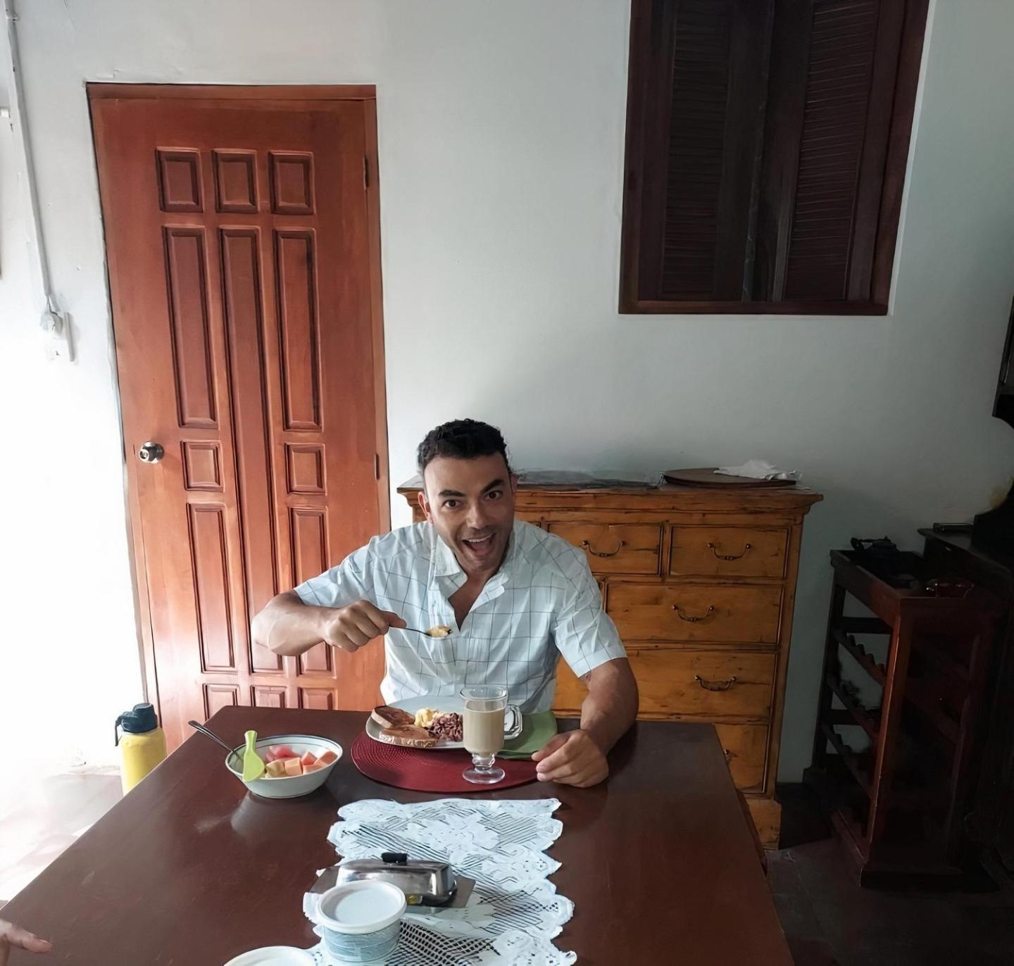 Casa Yoly Hostel 格拉纳达 外观 照片