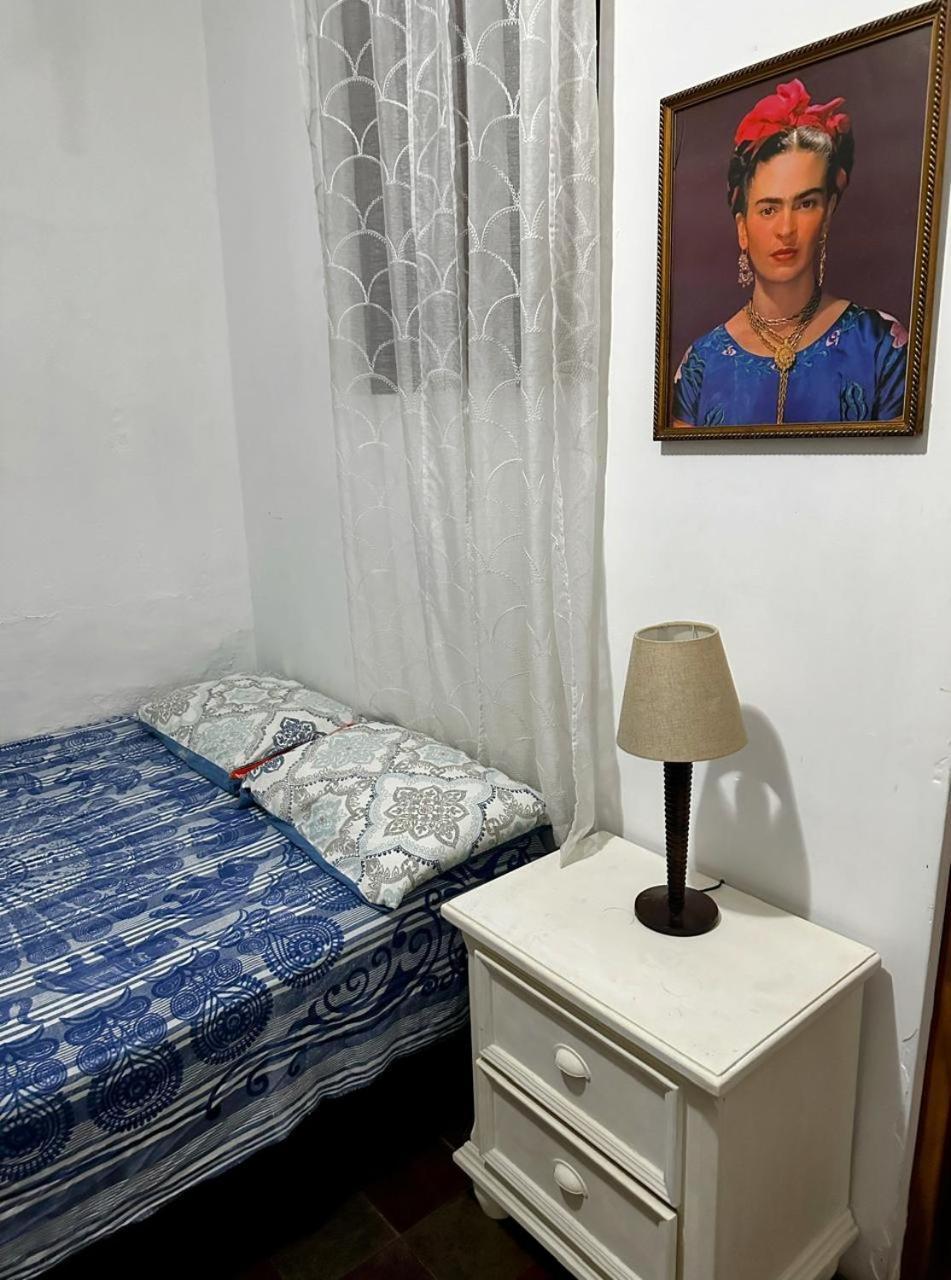Casa Yoly Hostel 格拉纳达 外观 照片