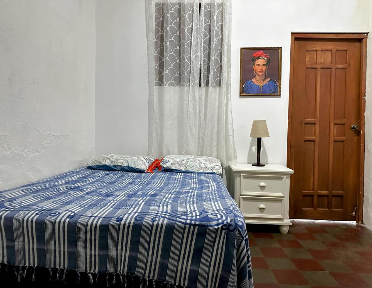 Casa Yoly Hostel 格拉纳达 外观 照片