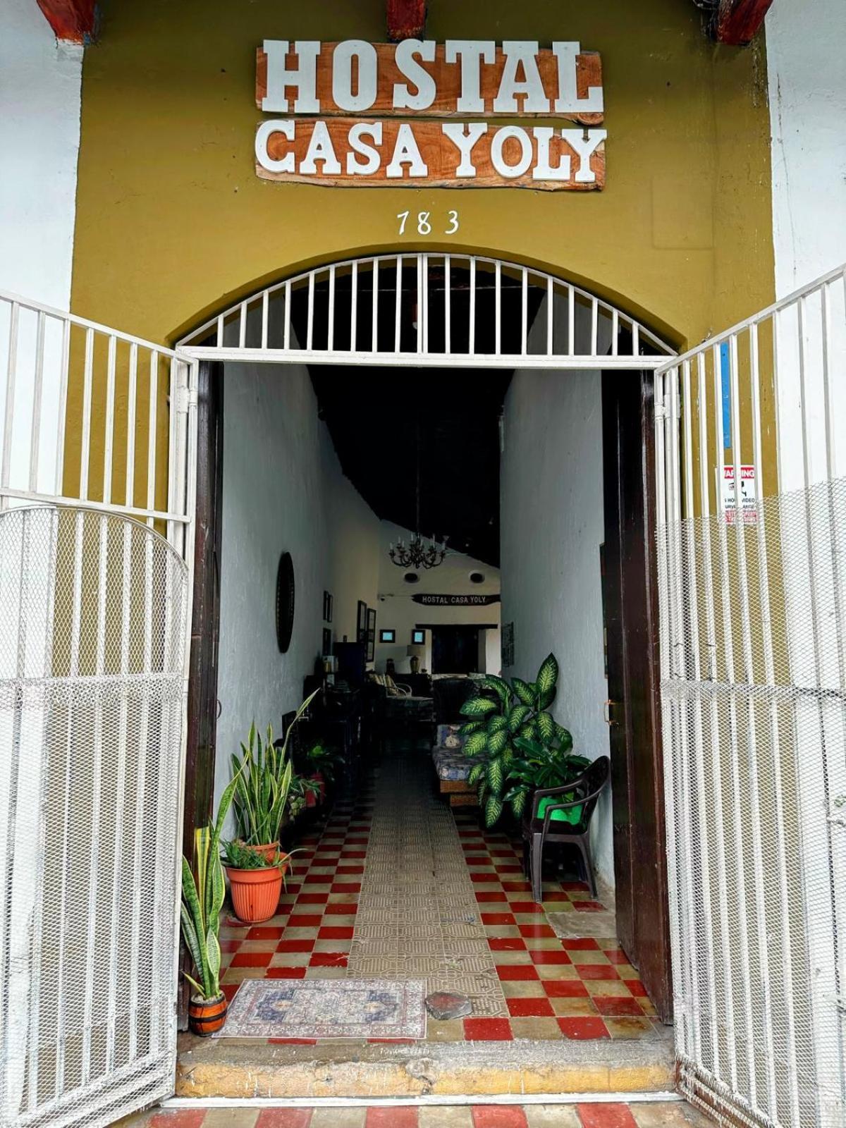 Casa Yoly Hostel 格拉纳达 外观 照片